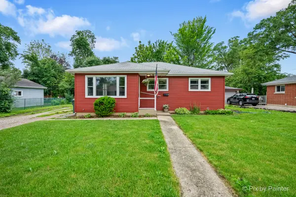 352 Brice Avenue, Mundelein, IL 60060