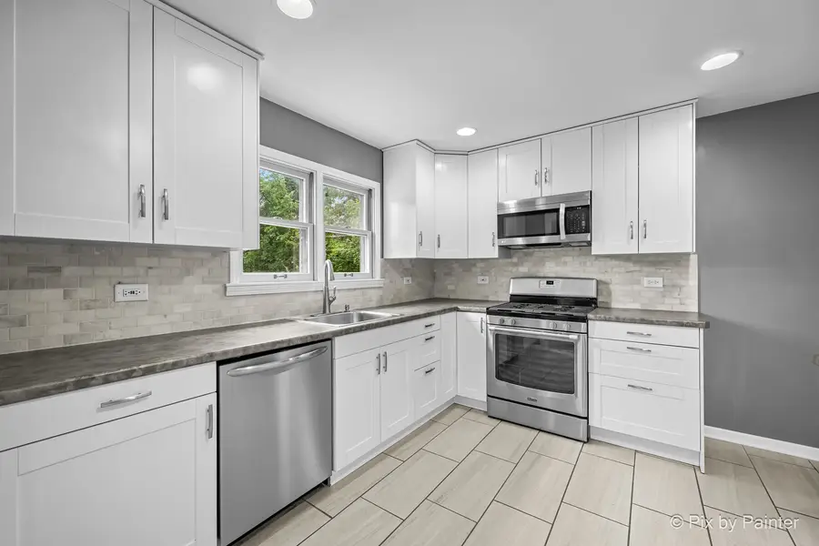352 Brice Avenue, Mundelein, IL 60060 - #2