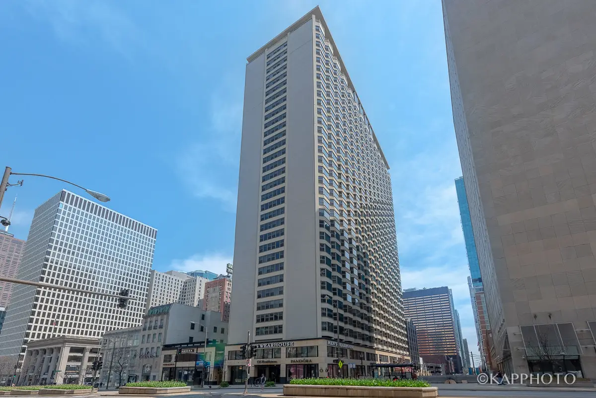 535 N Michigan Avenue #806, Chicago, IL 60611 - #1