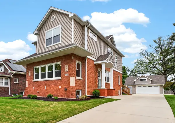 1117 Margret Street, Des Plaines, IL 60016