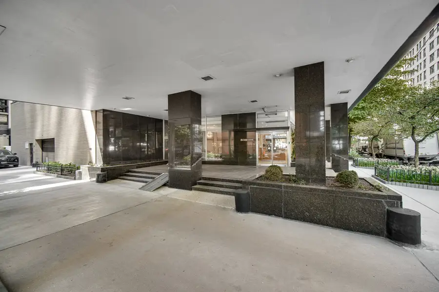 850 N Dewitt Place #17H, Chicago, IL 60611 - #2
