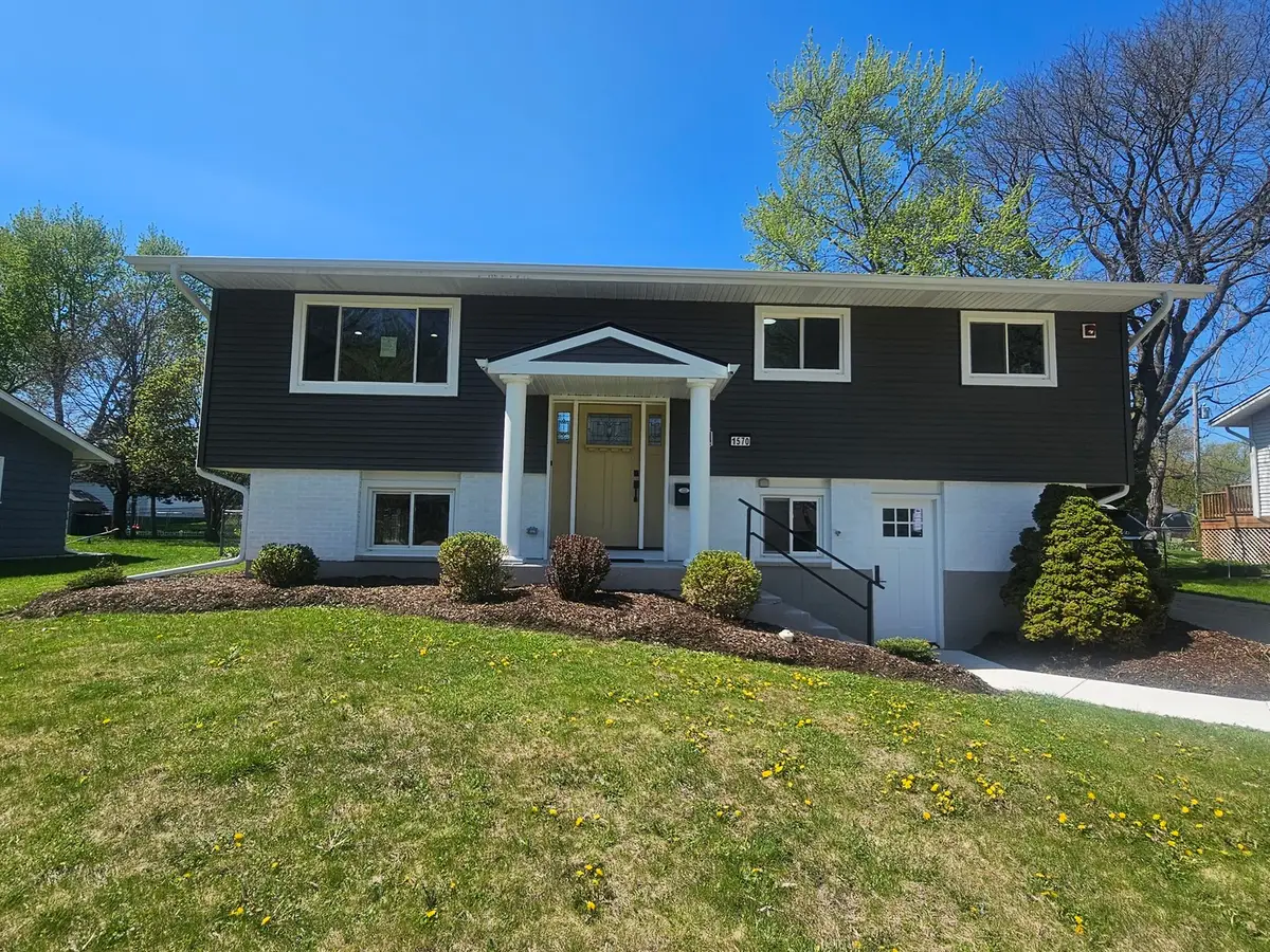 1570 Jefferson Road, Hoffman Estates, IL 60169 - #1