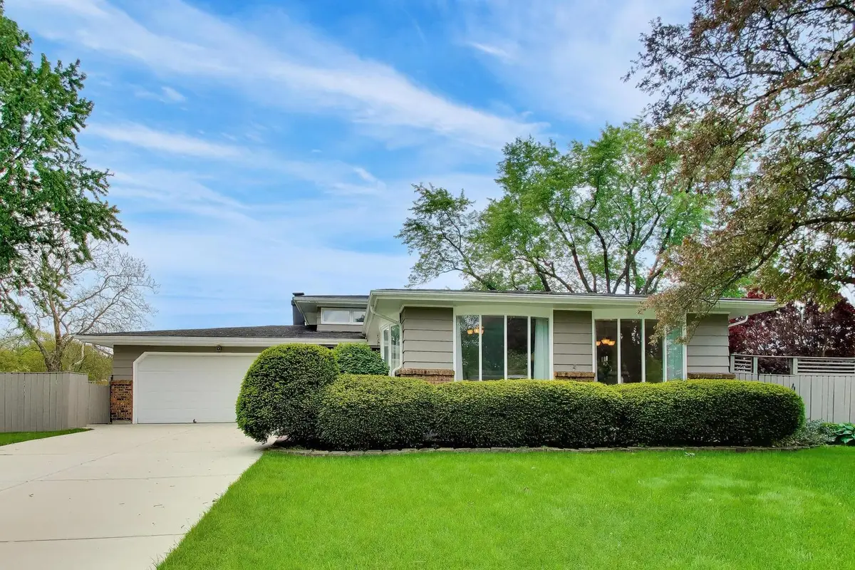 1976 Robert Street, Aurora, IL 60506 - #1