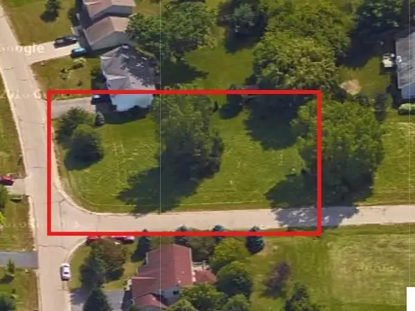 100 SW Doane Way, Poplar Grove, IL 61065