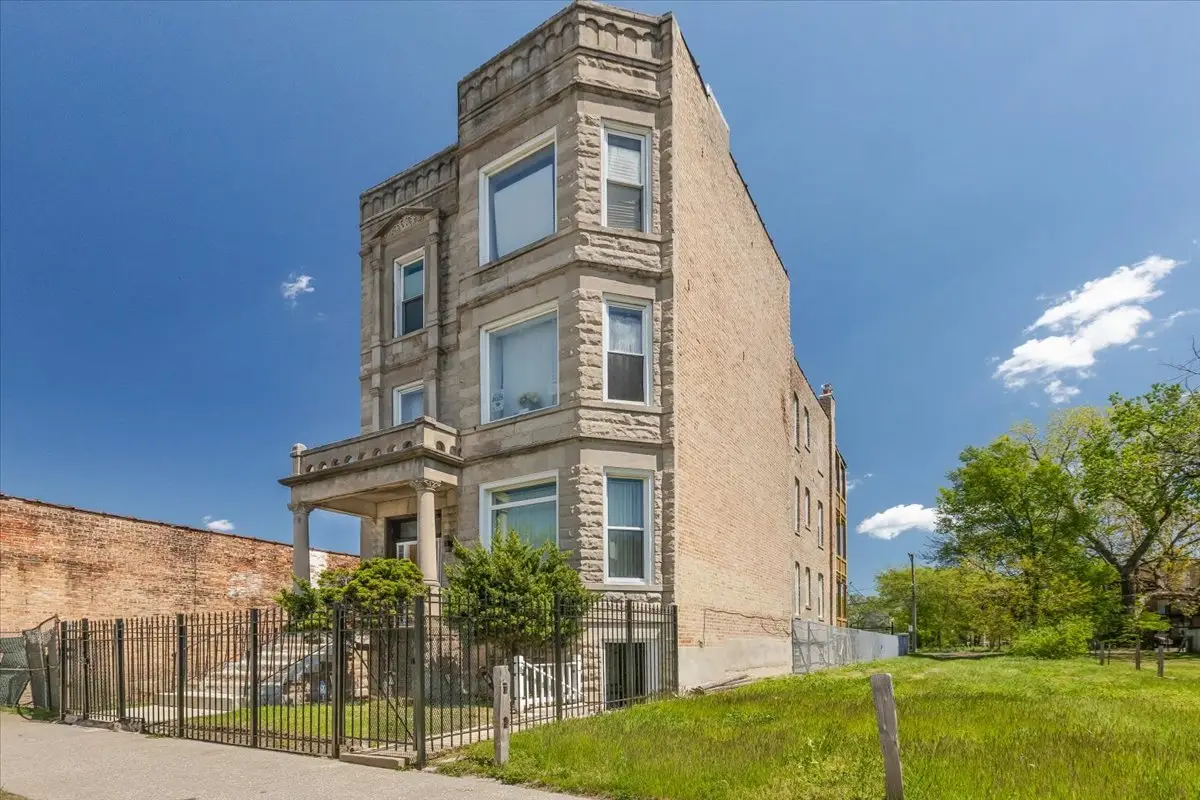 5319 S Indiana Avenue, Chicago, IL 60615 - #1