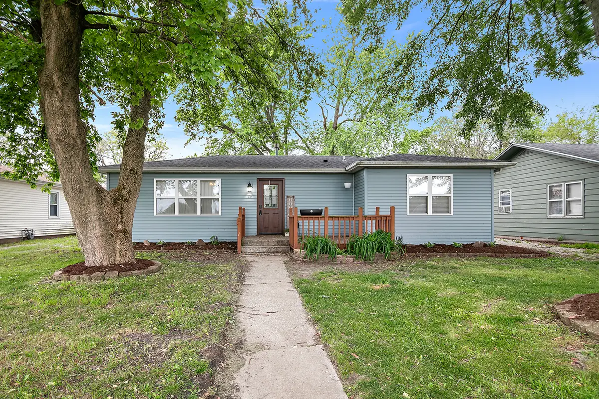 570 E 2nd Avenue, Clifton, IL 60927 - #1