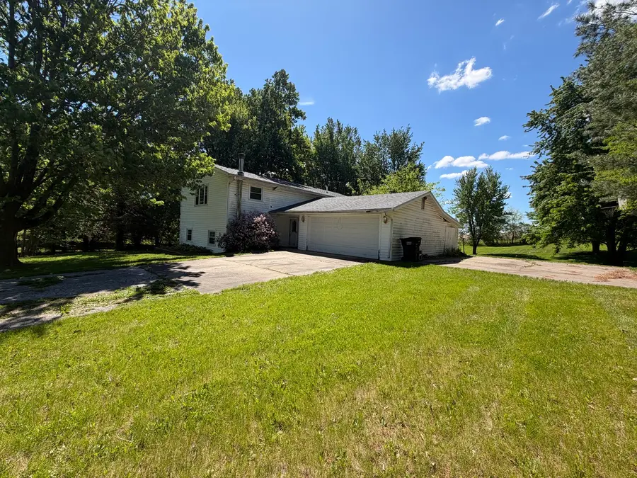 5195 306th Street, Dixon, IA 52745 - #3