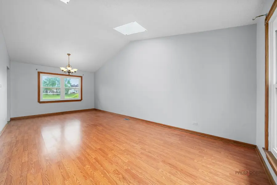 1255 W Dexter Lane, Hoffman Estates, IL 60169 - #3