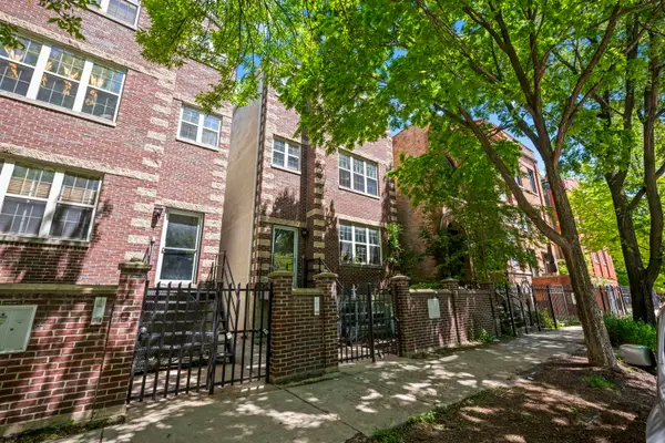 2710 W Haddon Avenue #2, Chicago, IL 60622