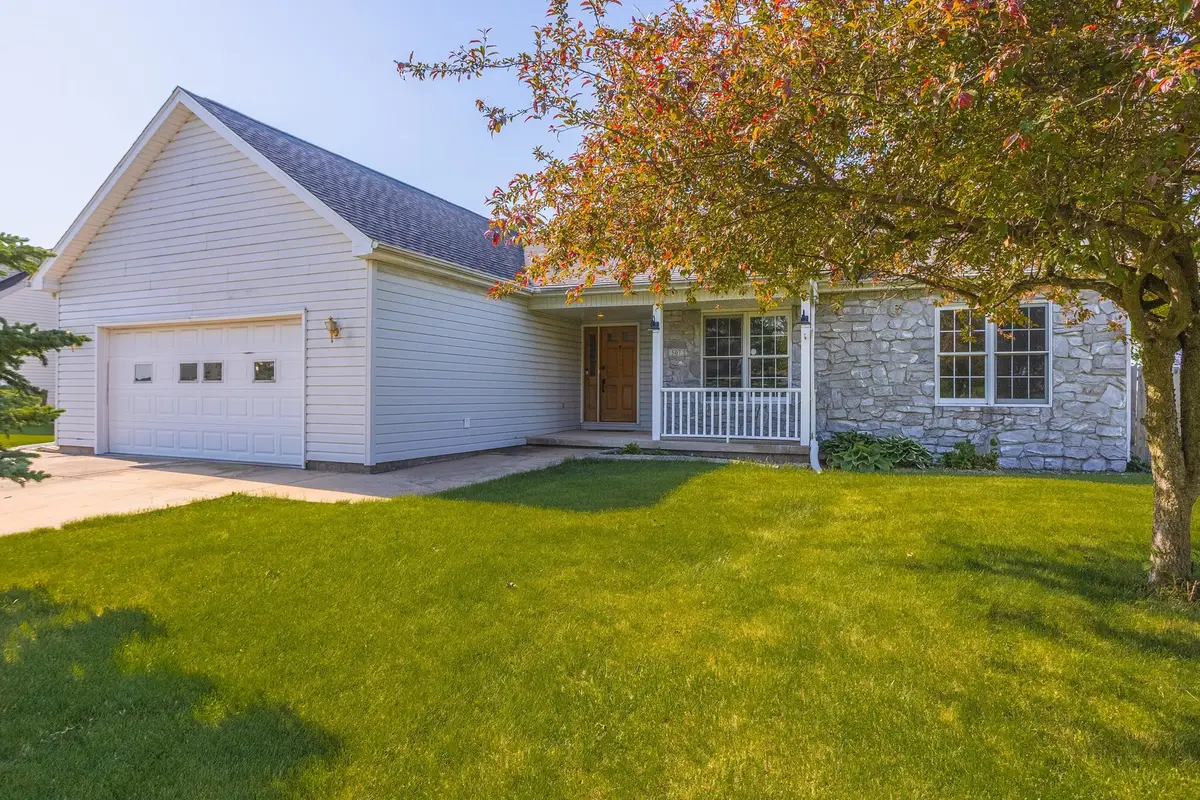 507 Lloyd Drive, Dwight, IL 60420 - #1