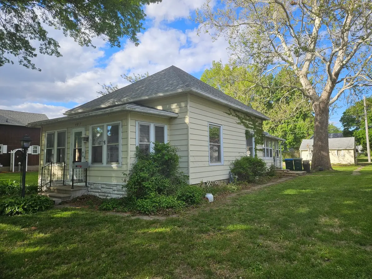 407 4th Avenue, Rock Falls, IL 61071 - #1