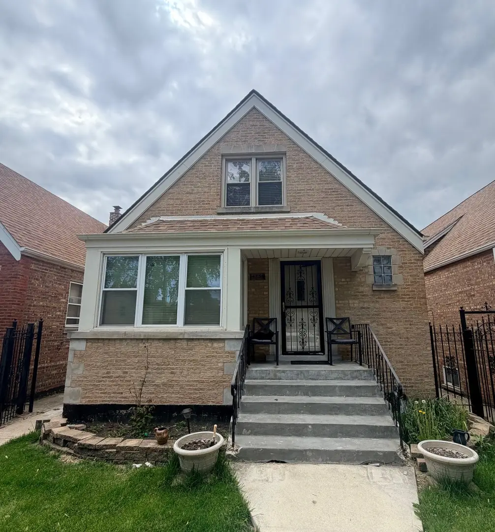 4736 S Campbell Avenue, Chicago, IL 60632 - #1
