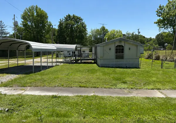 21654 Benton Street, Thompsonville, IL 62890