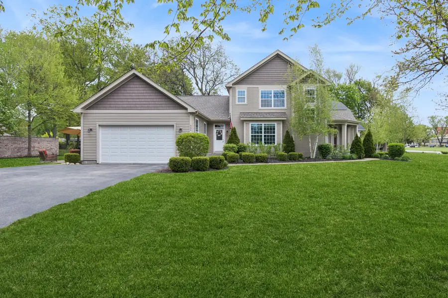 664 Country Club Road, Crystal Lake, IL 60014 - #2