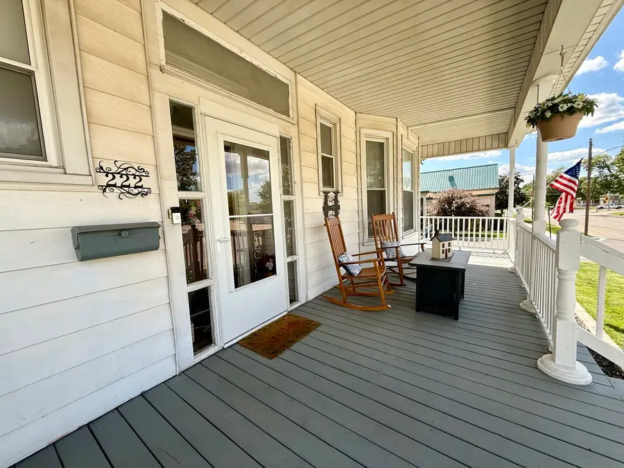 222 W Main Street, Clinton, IL 61727 - #2