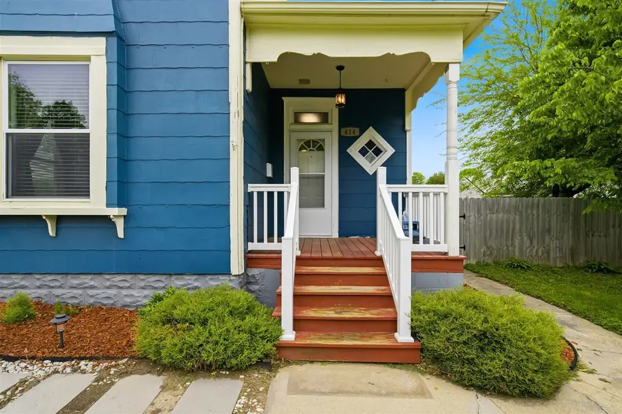 414 7th Street, Lincoln, IL 62656 - #2