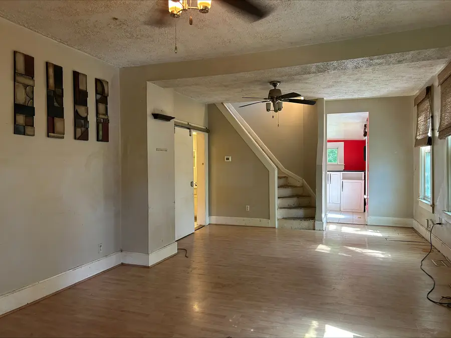 740 E 9th Street, Davenport, IA 52803 - #3