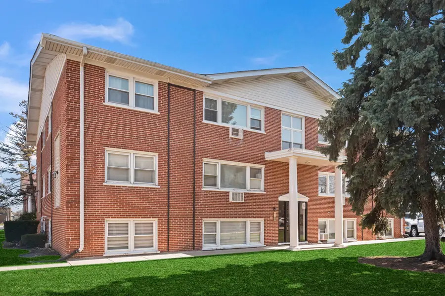 10121 Hartford Court #1B, Schiller Park, IL 60176 - #2