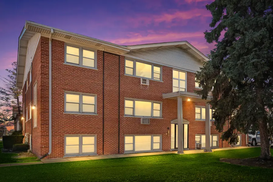 10121 Hartford Court #1B, Schiller Park, IL 60176 - #3