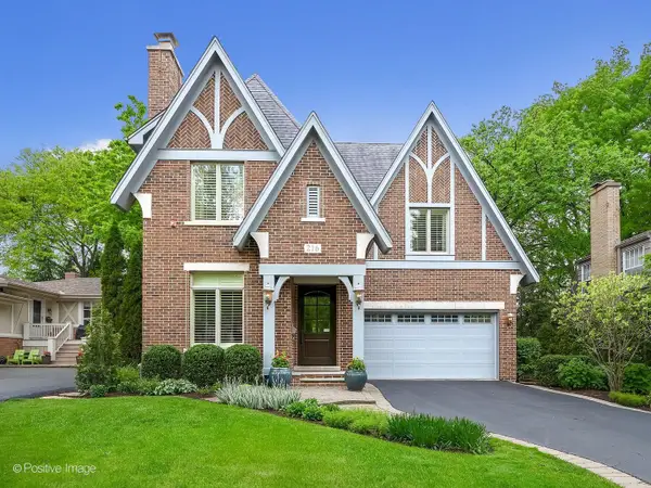 216 S Prospect Avenue, Clarendon Hills, IL 60514