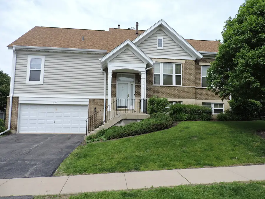5640 Cambridge Way, Hanover Park, IL 60133 - #2