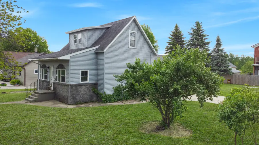 700 E Canal Avenue, Ottawa, IL 61350 - #2