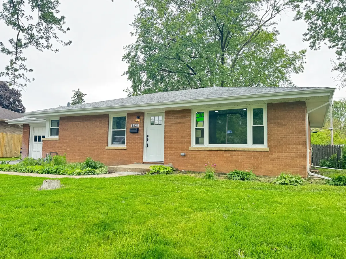 1823 Alma Drive, Crest Hill, IL 60403 - #1