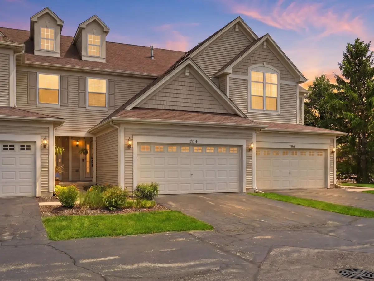 704 Amherst Drive, Sycamore, IL 60178 - #1