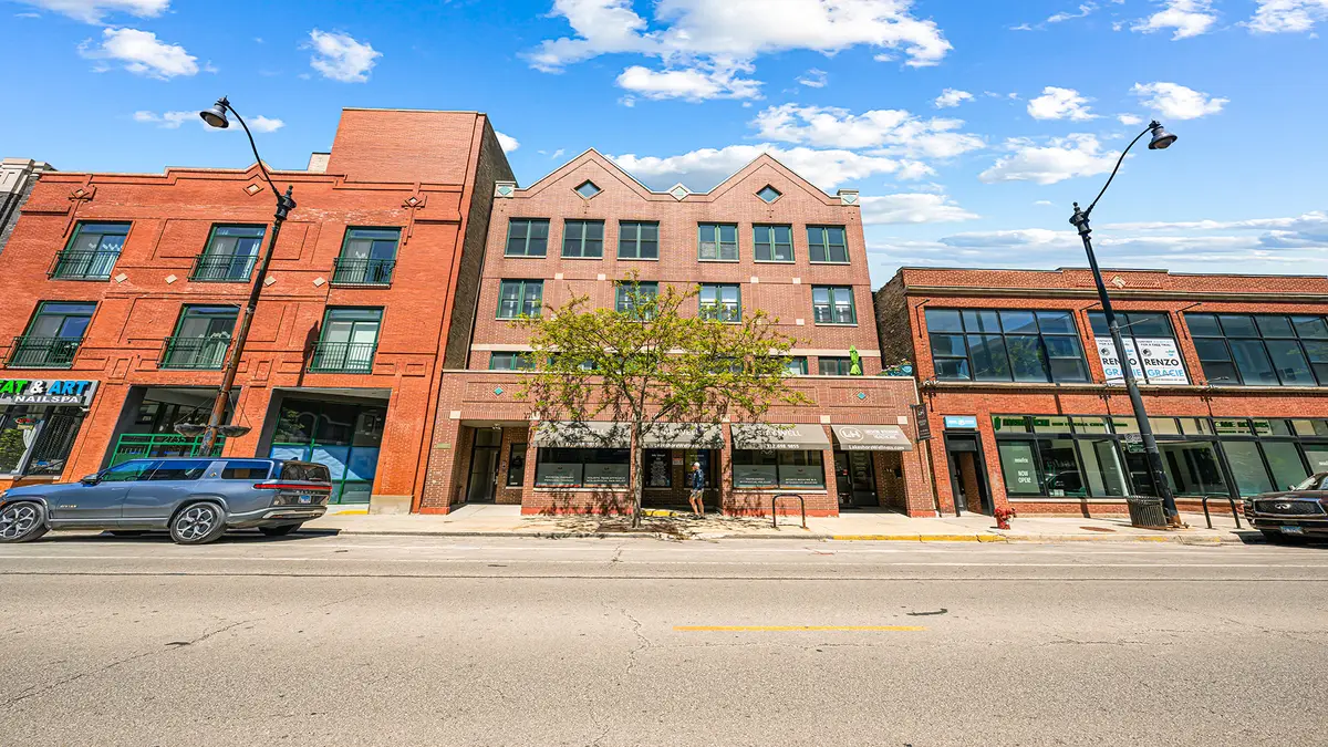 2733 N Lincoln Avenue #A, Chicago, IL 60614 - #1