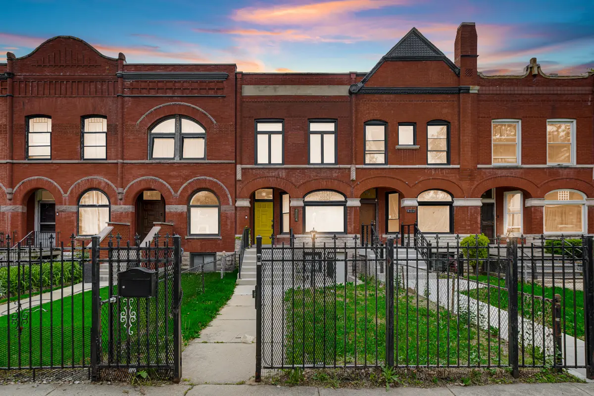 4114 S Ellis Avenue, Chicago, IL 60653 - #1
