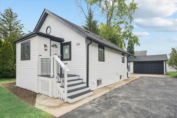 509 E Lincoln Street, Arlington Heights, IL 60005