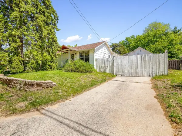 205 N Jones Terrace, Oregon, IL 61061