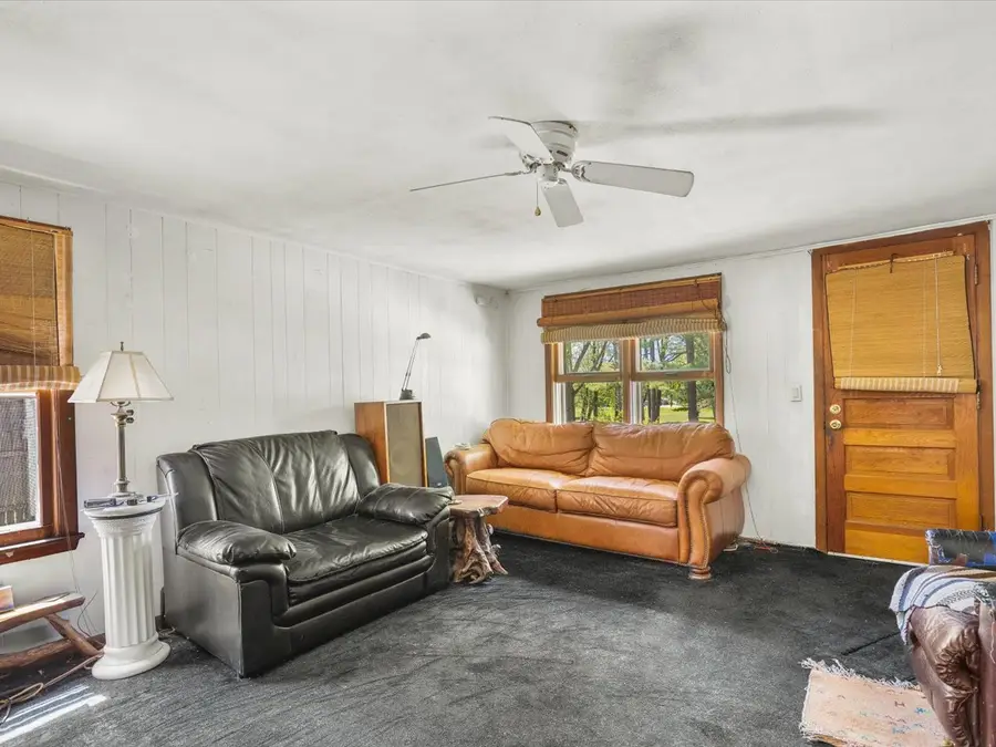 205 N Jones Terrace, Oregon, IL 61061 - #3