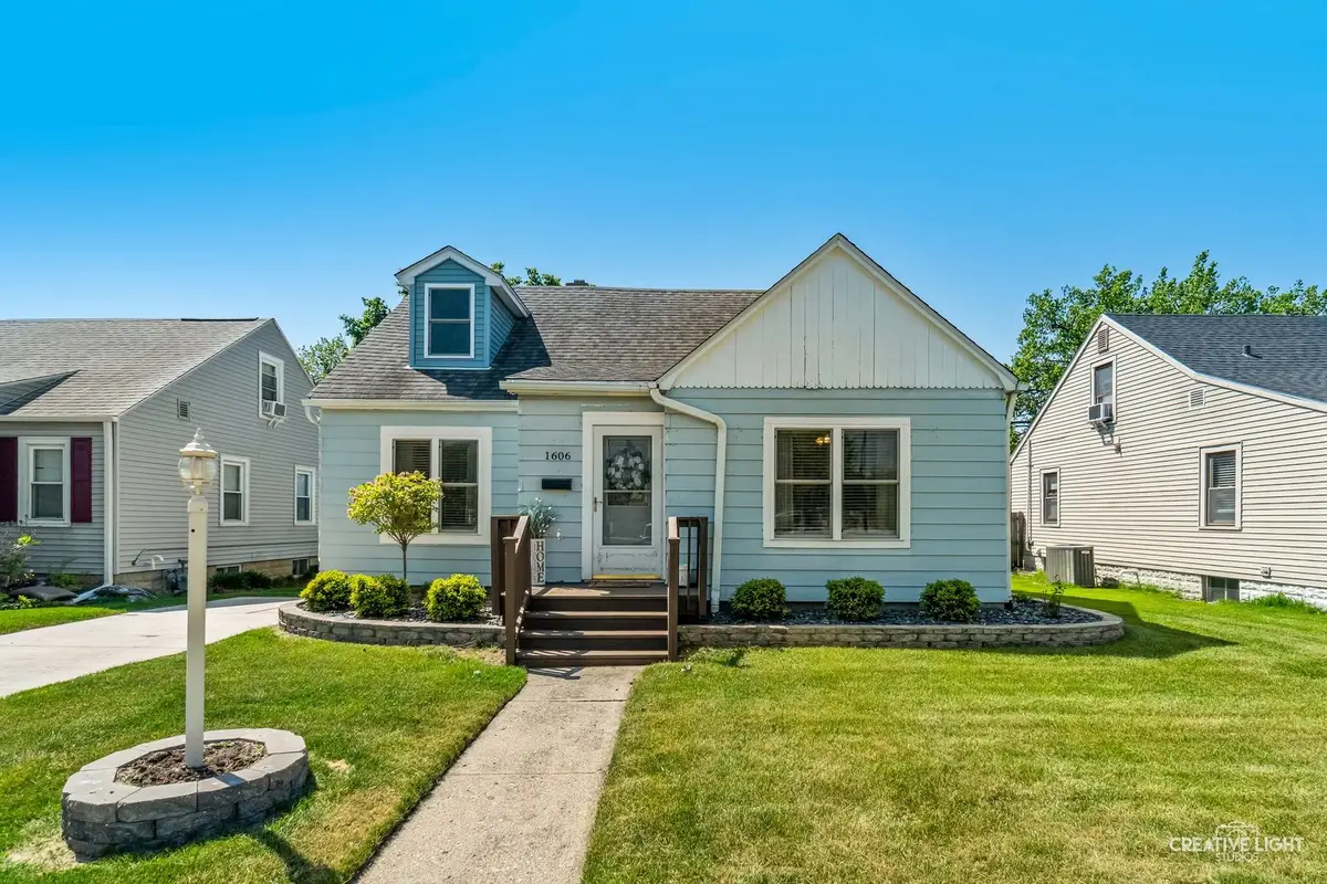 1606 Clark Street, Dekalb, IL 60115 - #1