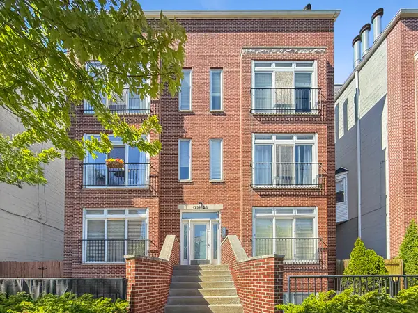 1726 W Diversey Parkway #2E, Chicago, IL 60614