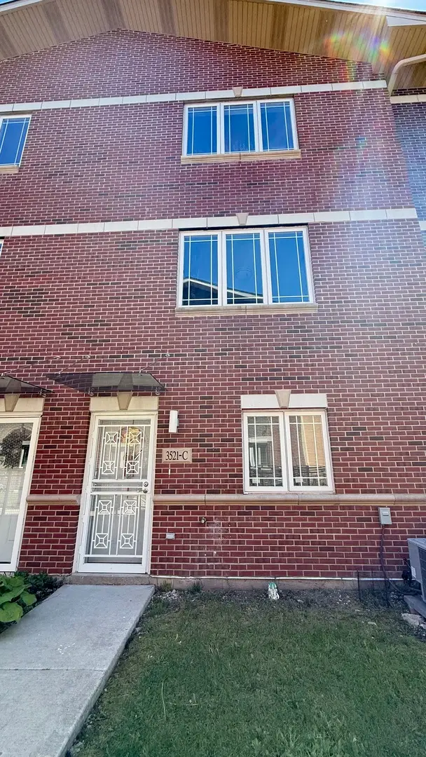 3521 S Parnell Avenue #C, Chicago, IL 60609 - #1