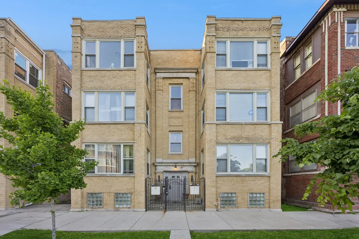 1552 E 65th Place #3, Chicago, IL 60637 - #1