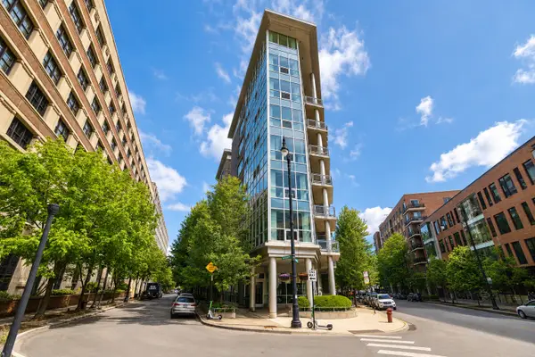 845 N Kingsbury Street #704, Chicago, IL 60610