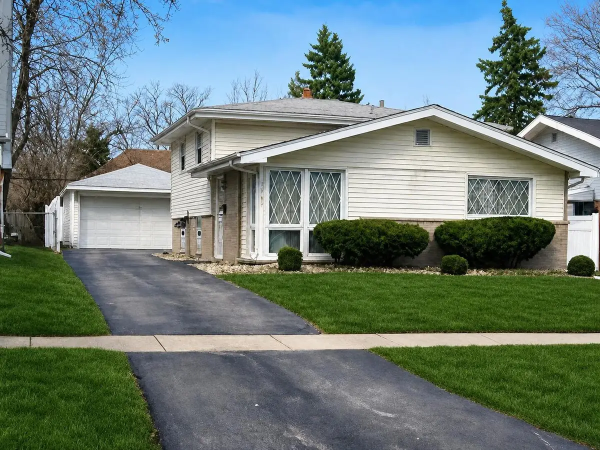 3961 168th Street, Country Club Hills, IL 60478 - #1