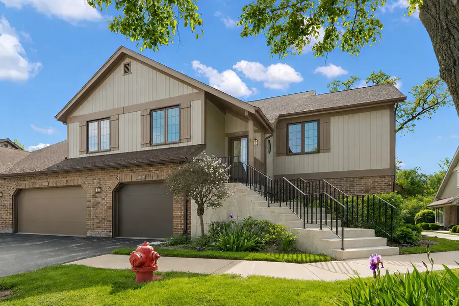 13434 S Westview Drive #Villa4, Palos Heights, IL 60463 - #2