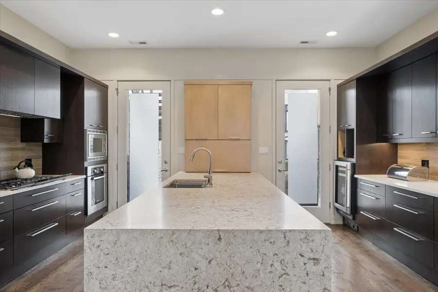1622 W Julian Street #2, Chicago, IL 60622 - #2