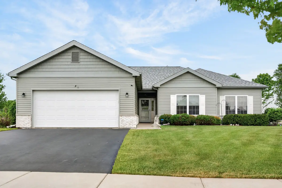 1001 Madison Avenue, McHenry, IL 60050 - #1