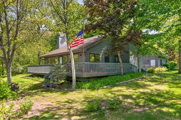 1110 White Pine Drive, Dixon, IL 61021