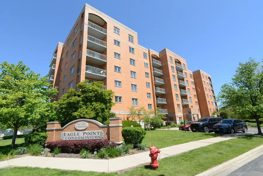 6801 N Milwaukee Avenue #707, Niles, IL 60714 - #3