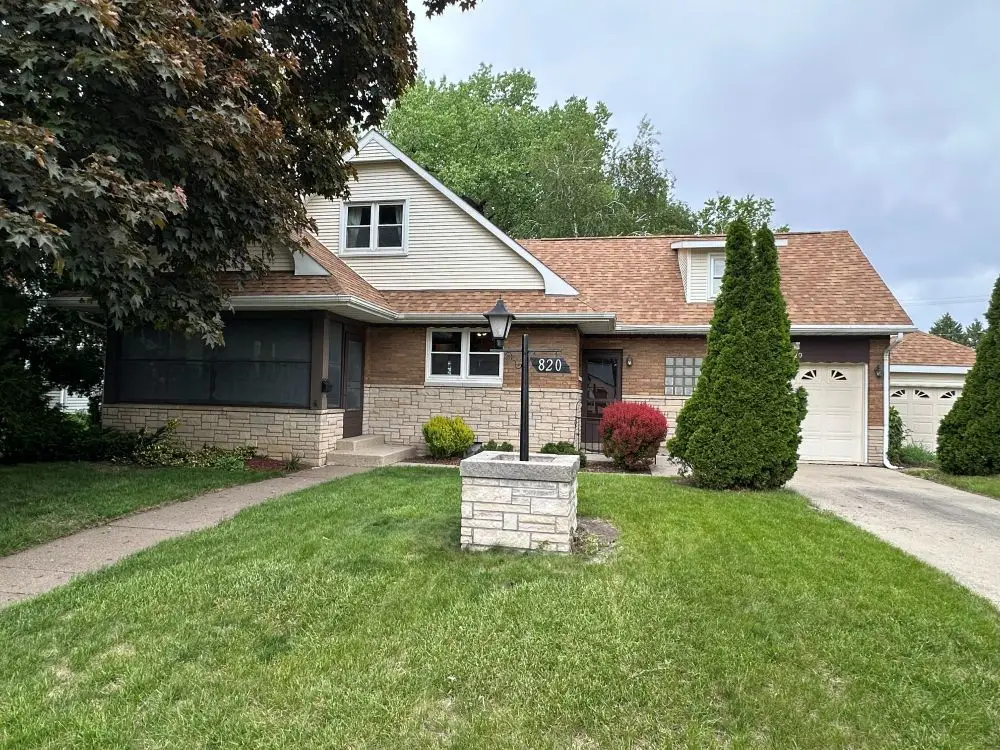 820 11th Street, De Witt, IA 52472 - #1