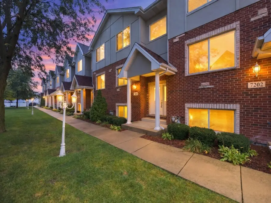 7204 W 83rd Street, Bridgeview, IL 60455 - #2