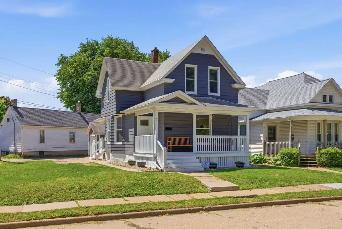 2313 Hobson Avenue, Davenport, IA 52802 - #1