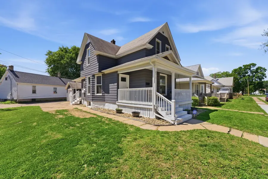 2313 Hobson Avenue, Davenport, IA 52802 - #2