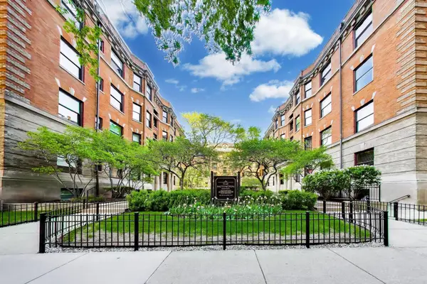 674 W Irving Park Road #F6, Chicago, IL 60613
