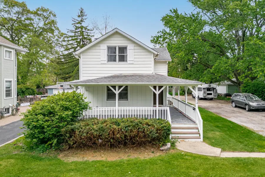 434 E Washington Street, West Chicago, IL 60185 - #3